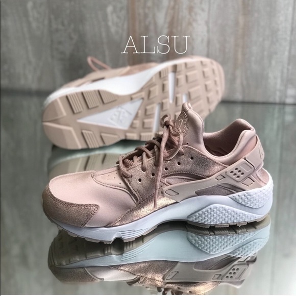 Nike Huarache Run Particle Beige Peach W AUTHENTIC - Picture 3 of 8
